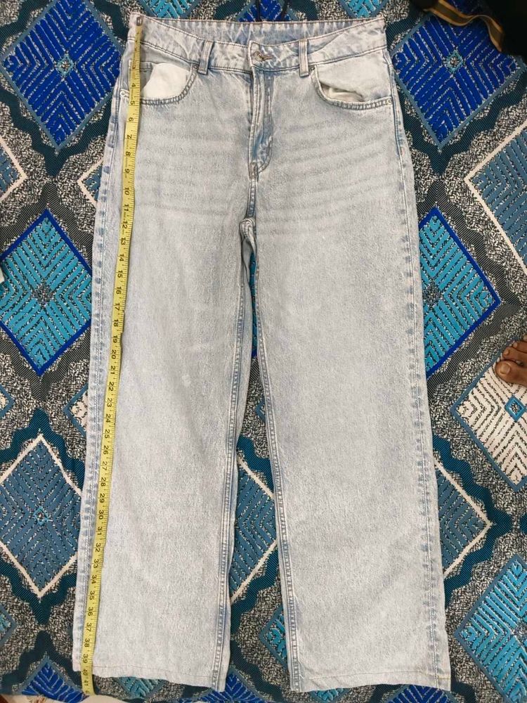 Light Wash Wide Leg Jeans