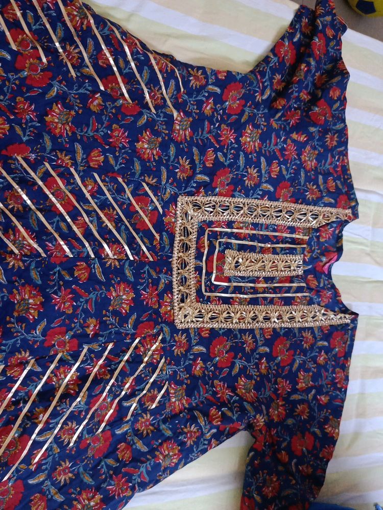 Blue, Maxi Kuta