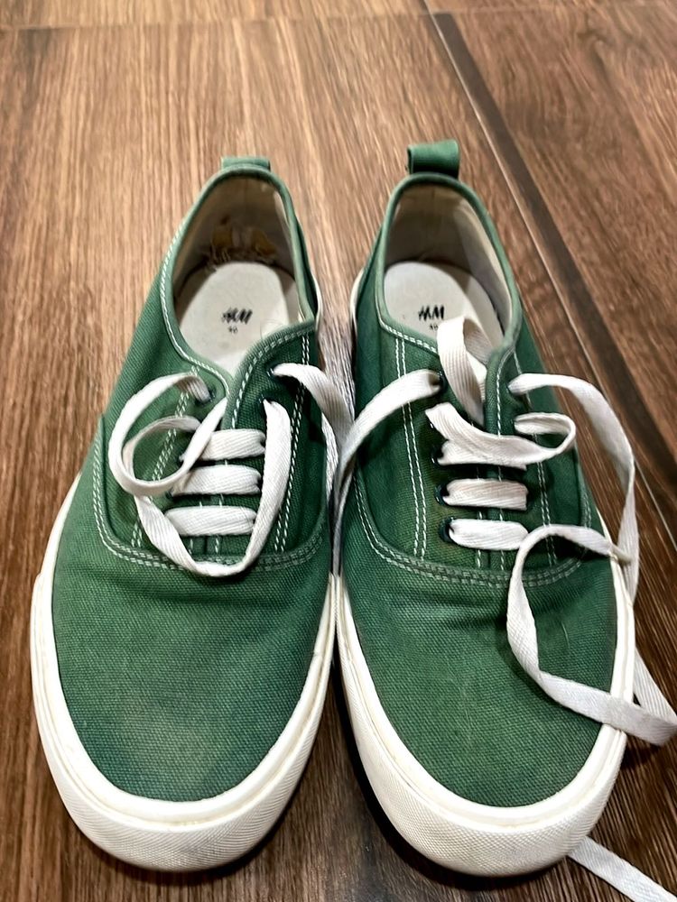 H&amp;M Unisex Shoe
