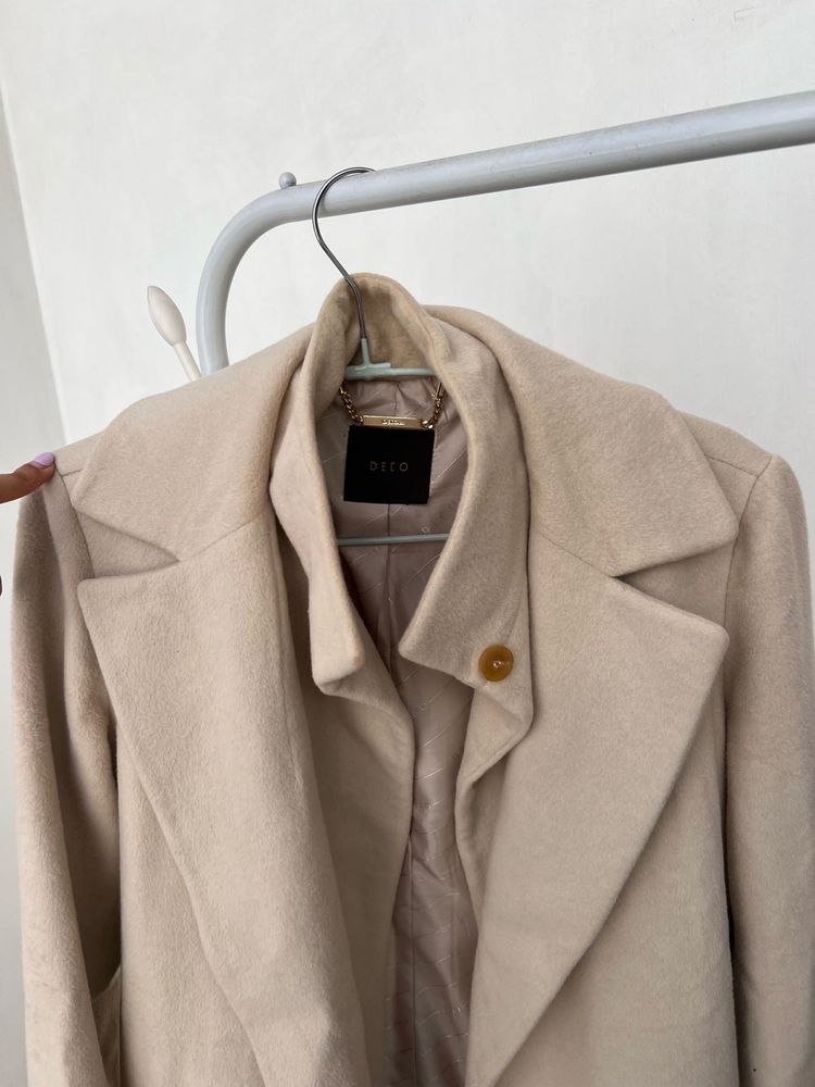 Elegant Beige Wool Blend Coat