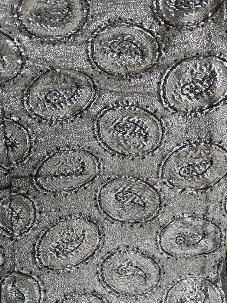Sparkling Paisley Fabric 3 meter