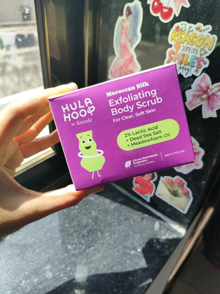 Hula Hoop Exfoliating Body Scrub