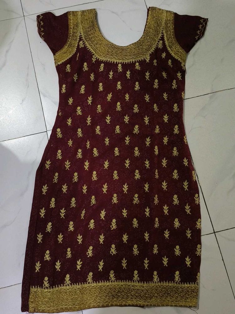 Elegant Suit set with dupatta and salwar