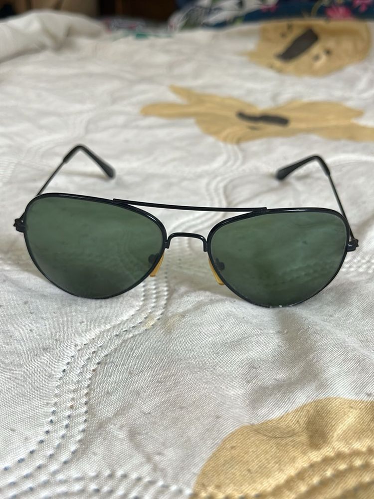 Classic Aviator Sunglasses for men
