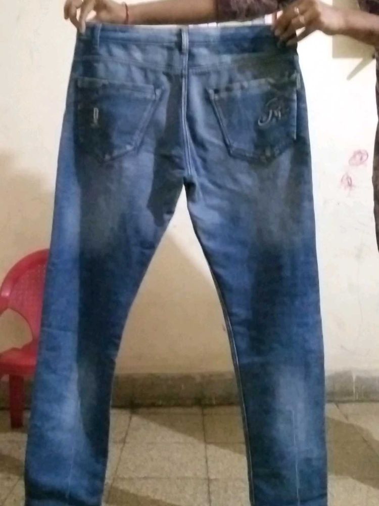 Men's Distressed Blue Denim Jeans