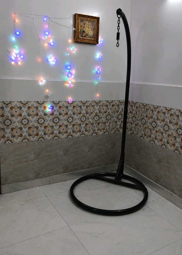 Metal Swing Stand