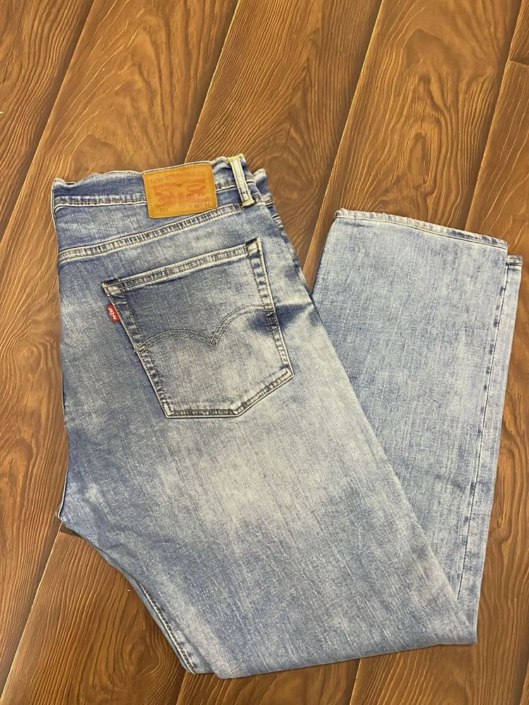 Levi's Men's Light Wash Jeans