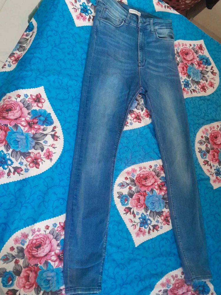 Denim Jeans 34 Hips 28 Waist