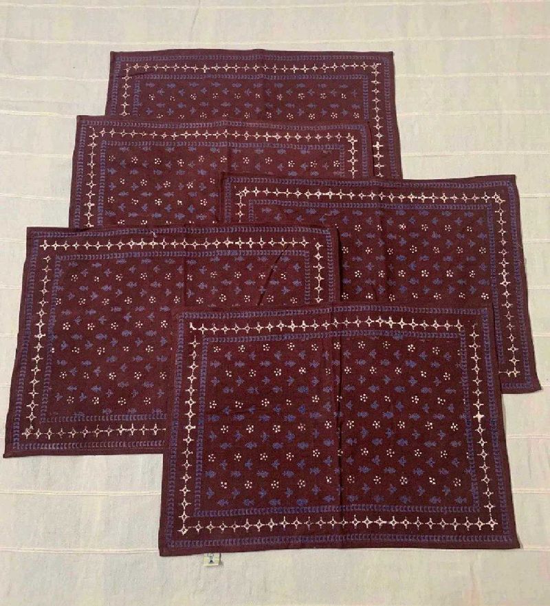 🆕Kawaii Set of 5 Placemats