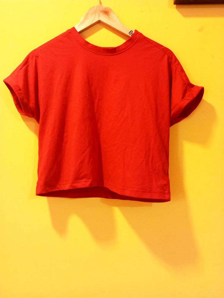 Vibrant Red Cropped Tee
