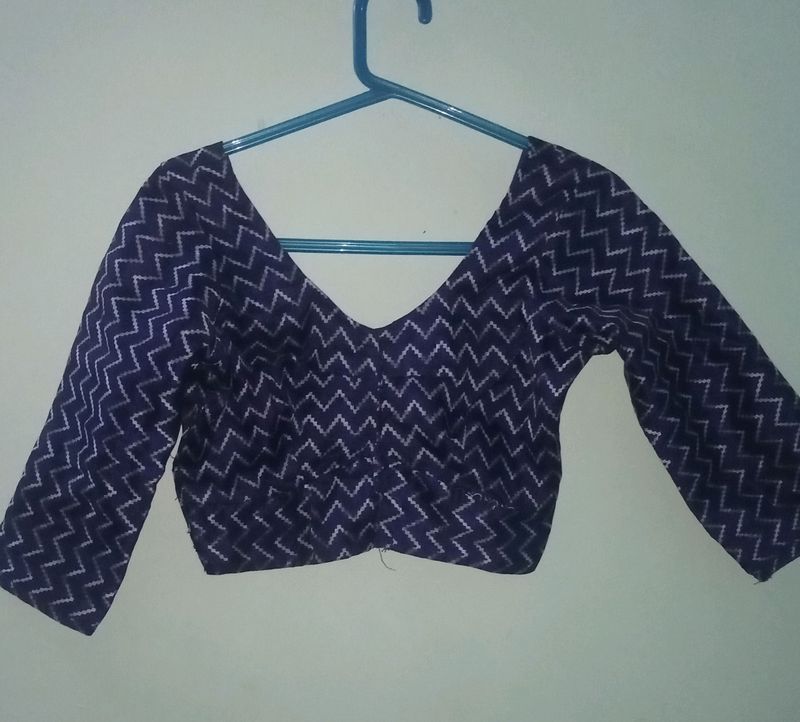 blue blouse