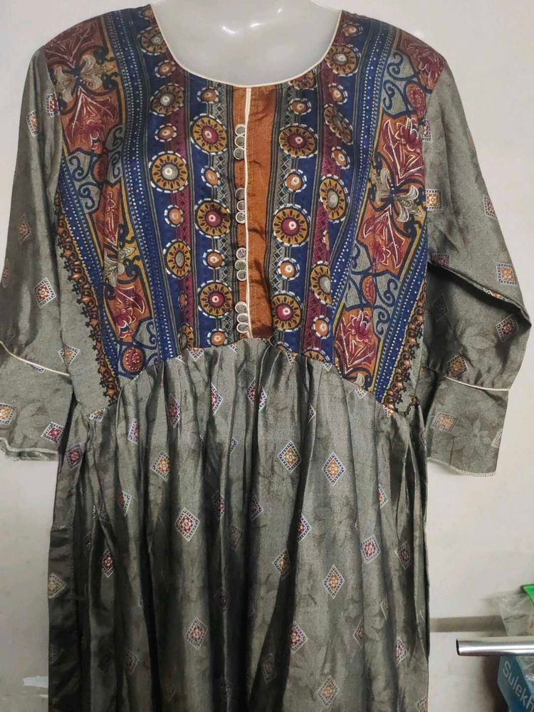 Untouched|PLUSS Sized|Branded Ethnic Midi Dress