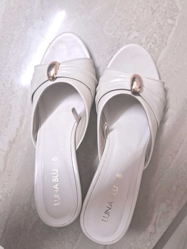 White Luna Blu Heels