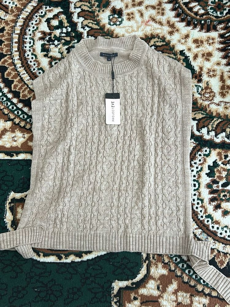 Sleeveless Knit Top