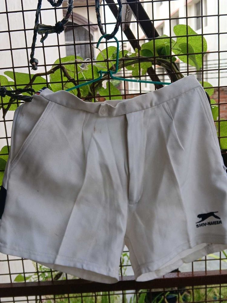 Shiv Naresh White Sports Shorts