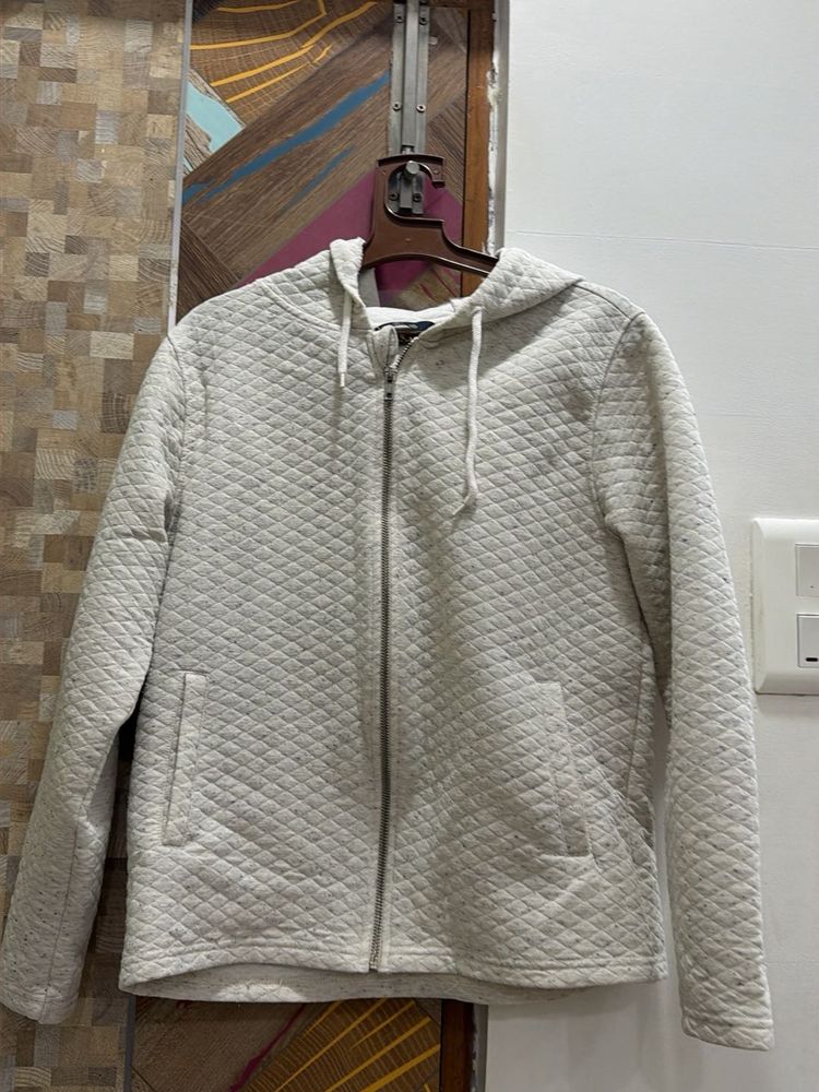 White Quilted Hooded Jacket – Excellent Condition
