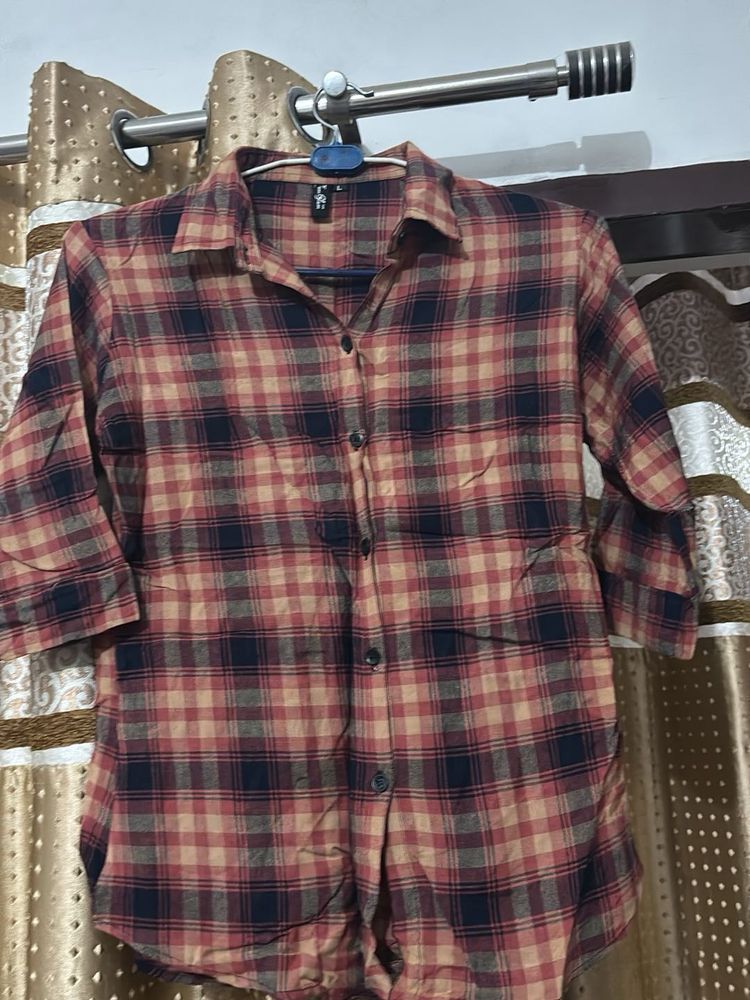 Classic Plaid Button-Up Shirt