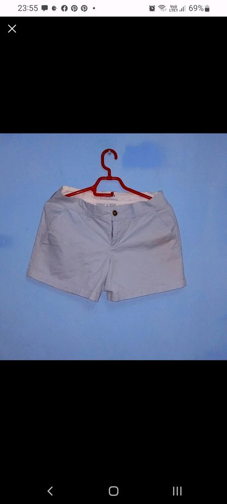Hot Pants Old navy shorts light blue 32 size