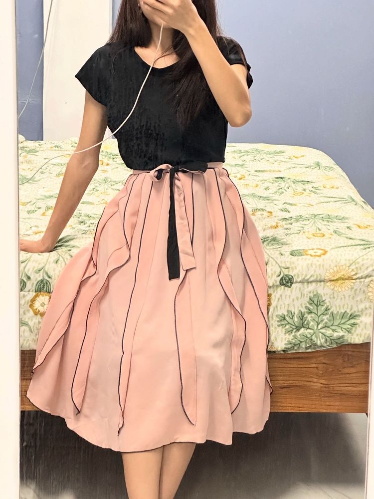 Stylish Pink Midi Skirt