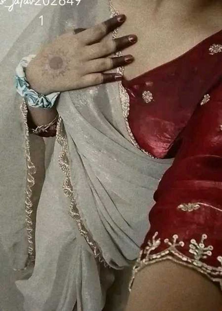 saree with Fancy Lace Border and blouse