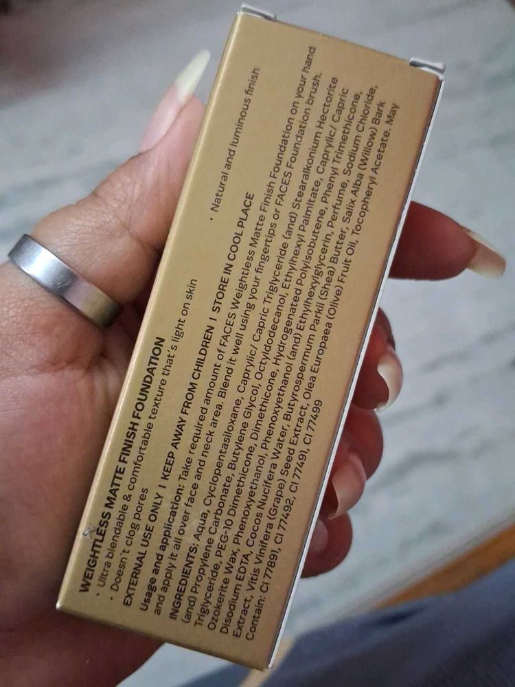 FACES Weightless Matte Finish Foundation