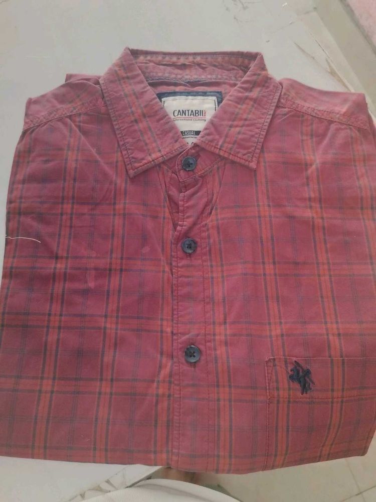 Men's Plaid Button-Up Shirt