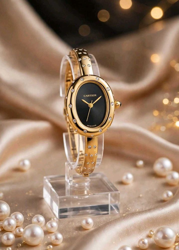 Cartier( COPY )Women's Gold Diamond Watch kada sty