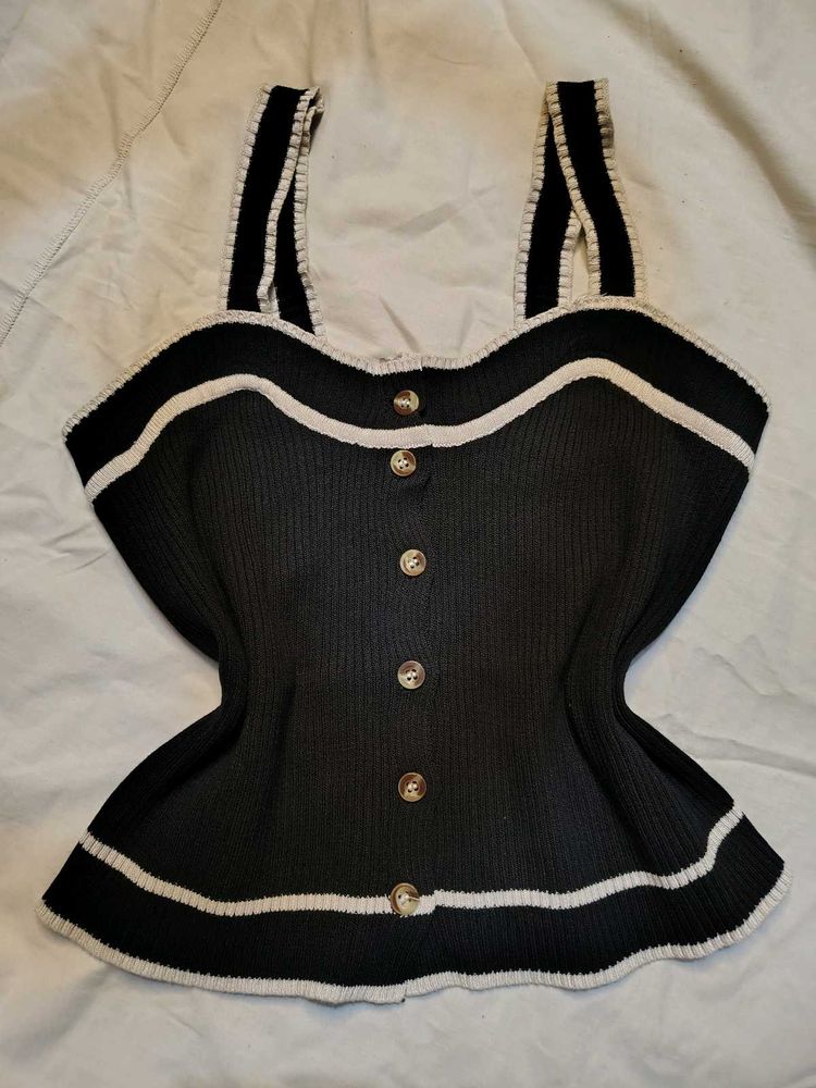 Chic Black Ribbed Knit Button-Up Top