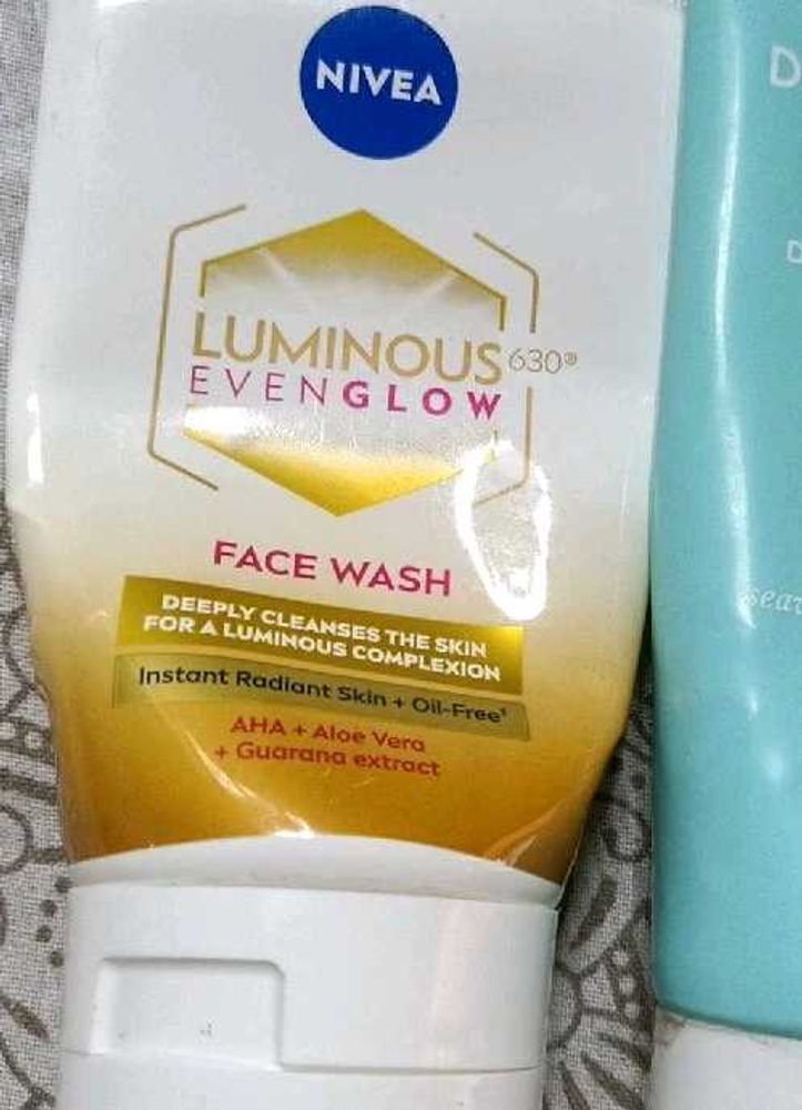 Nivea &amp; Dot Face Wash