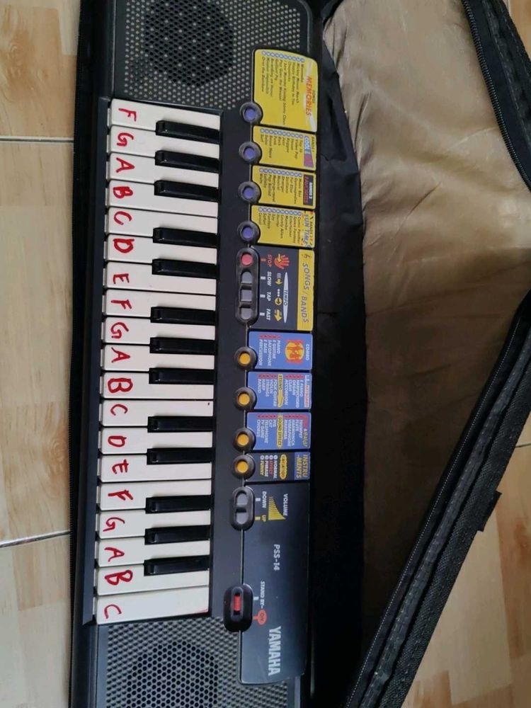 Yamaha PSR-96 Portable Keyboard