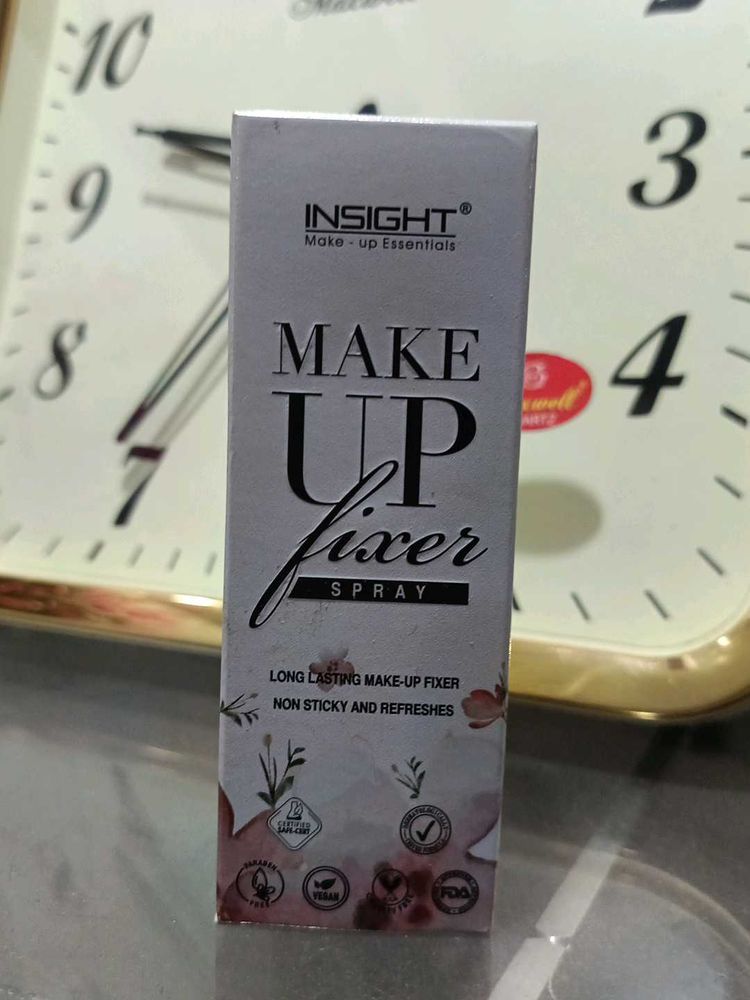 Insight Make Up Fixer Spray