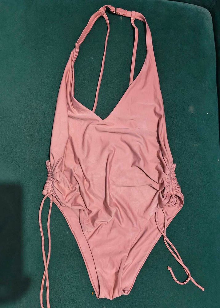 🍑Rose Pink Ruched One-Piece Swimsuit