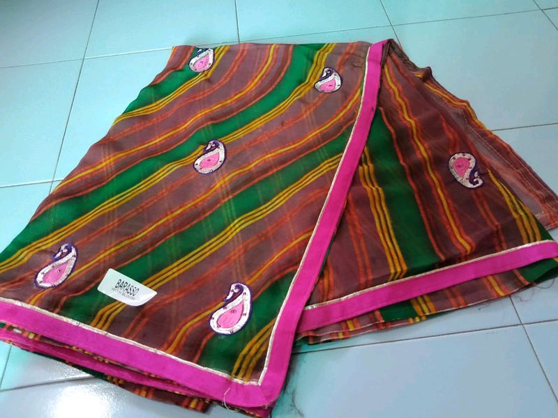 Lehariya Saree With Unstitched Blouse