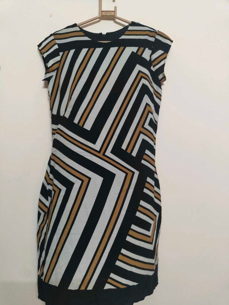 Chic Geometric Print Dress