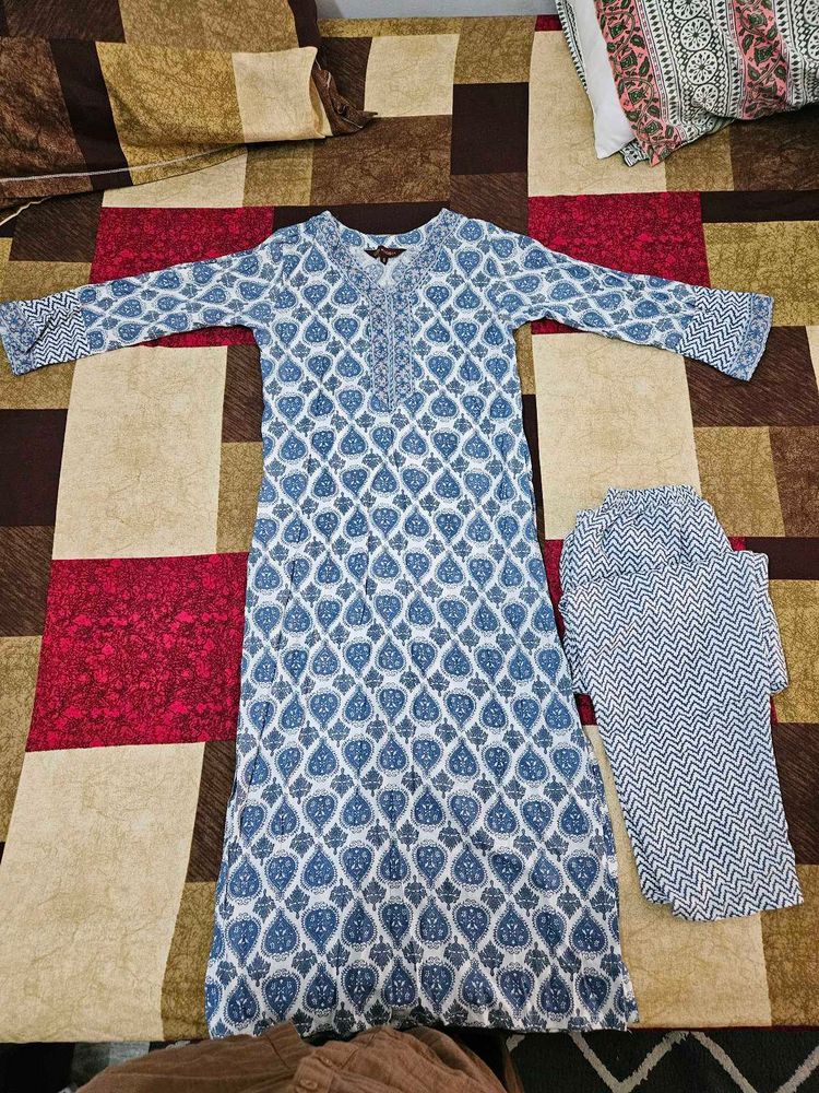 Blue Paisely Print Kurta Pant Set(S) (no duppata