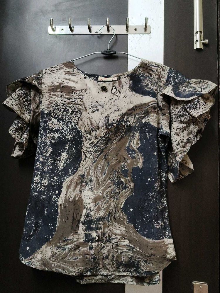 Unique Print Ruffle Sleeve Top