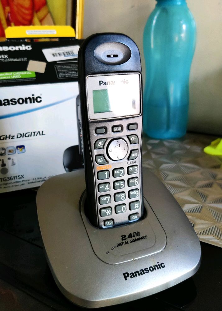 PANASONIC CORDLESS PHONE