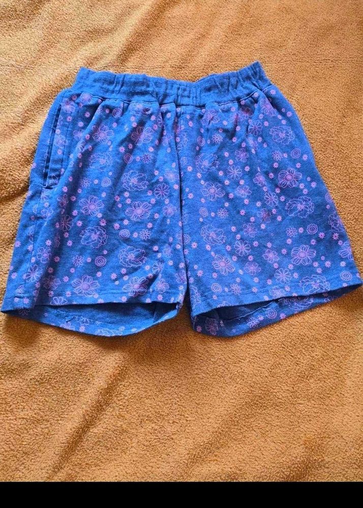 Chic Blue Floral Print Shorts