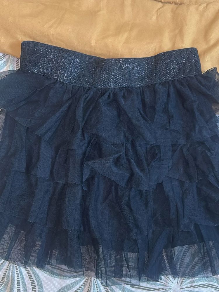 mini ruffled skirt