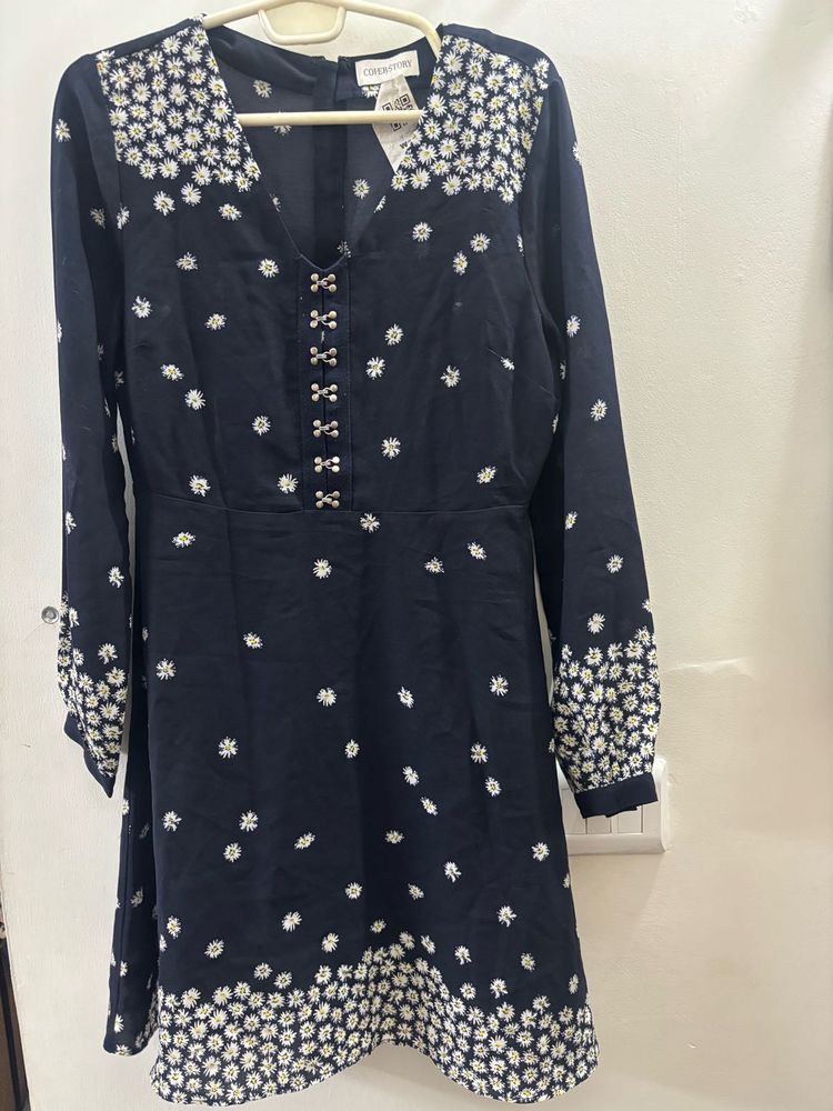 COVER STORY Floral Print Dress