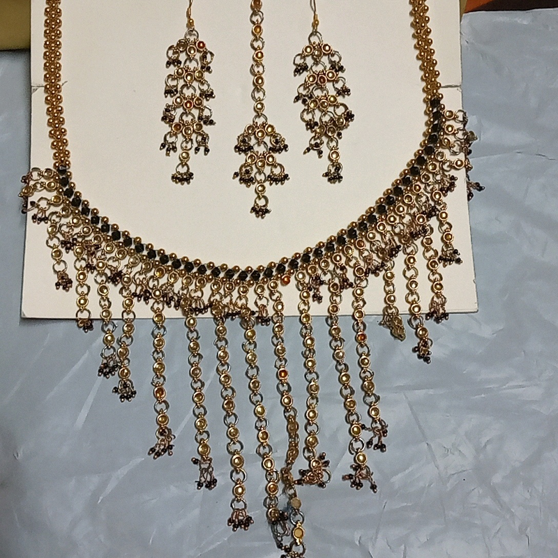 Kundan set