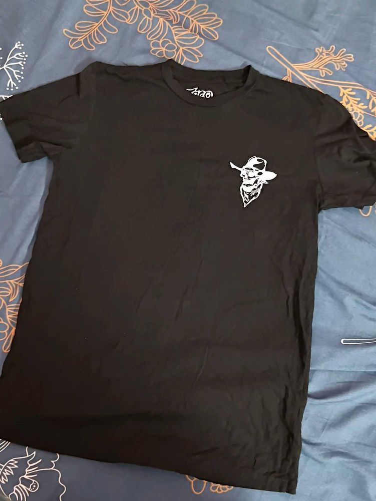 Lonesome Graphic Tee