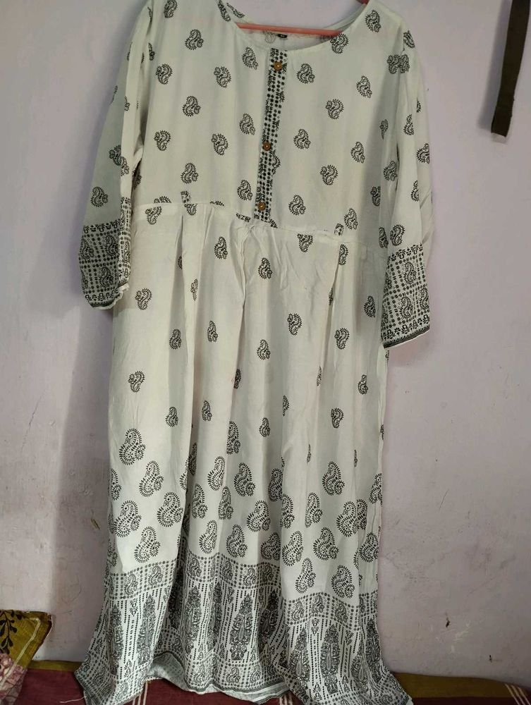 White floral cotton anaarkali😍