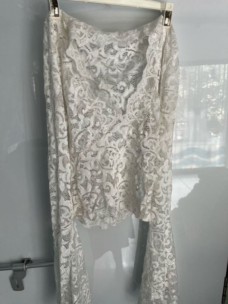 SAVANA ELEGANT LACE FULL SLEEVE TOP