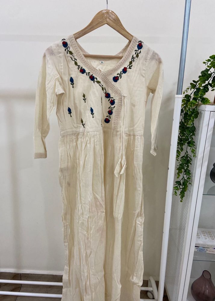 Elegant Embroidered khadi Kurta Off white