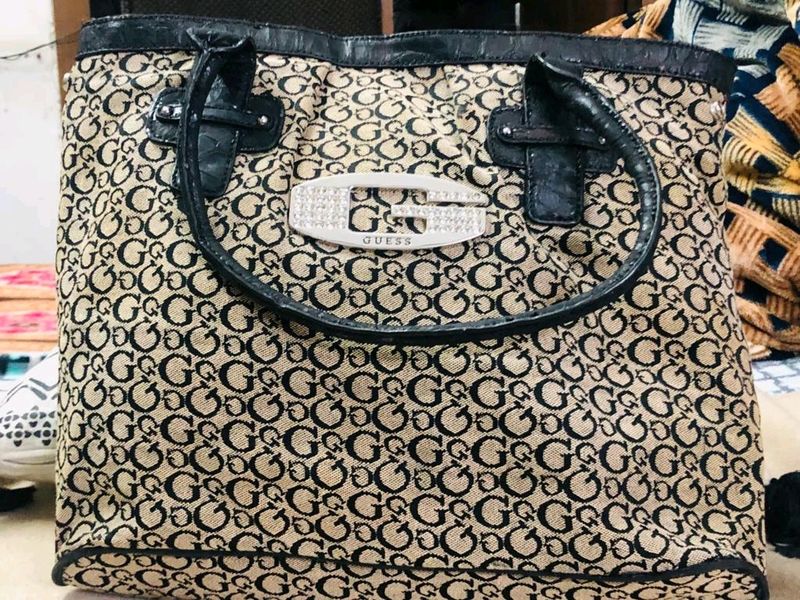 Original Guess Toe Bag For Girls  In Tan Brwon  Or