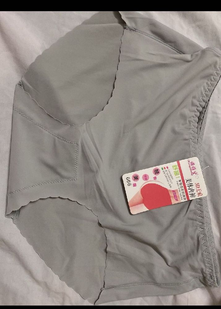 Shape Enhancing Briefs