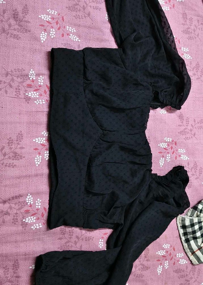 Chic Black Ruffled Blouse