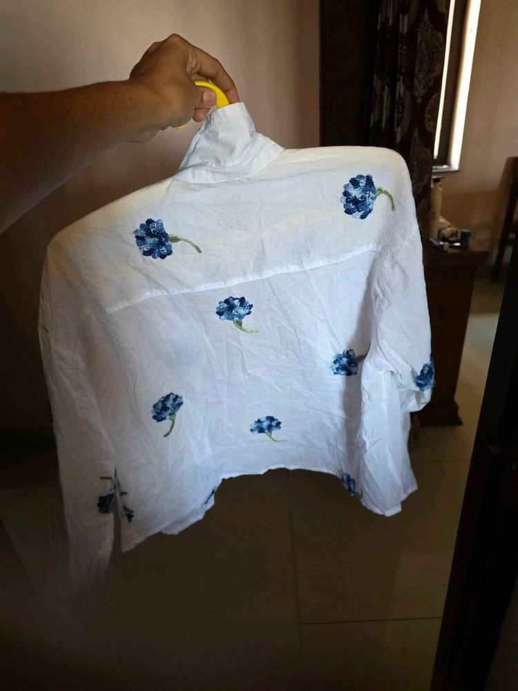 tops  (buy fast)(cash goesfor charity,be a part)