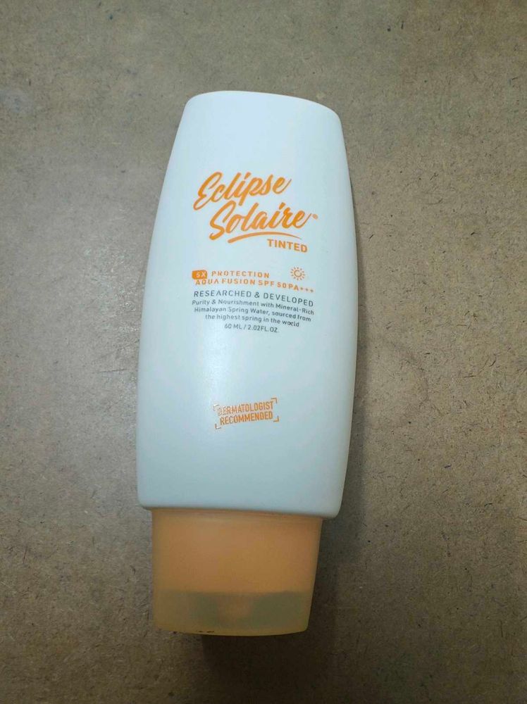 Eclipse Solaire Tinted Sunscreen